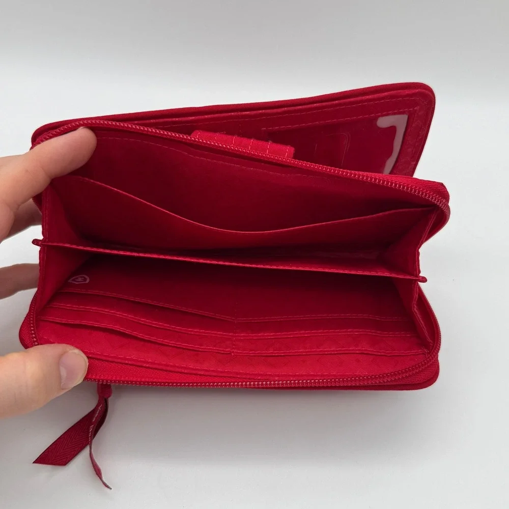 Vera Bradley RFID Turnlock Wallet Tango Red Quilted Microfiber 24888 NWOT